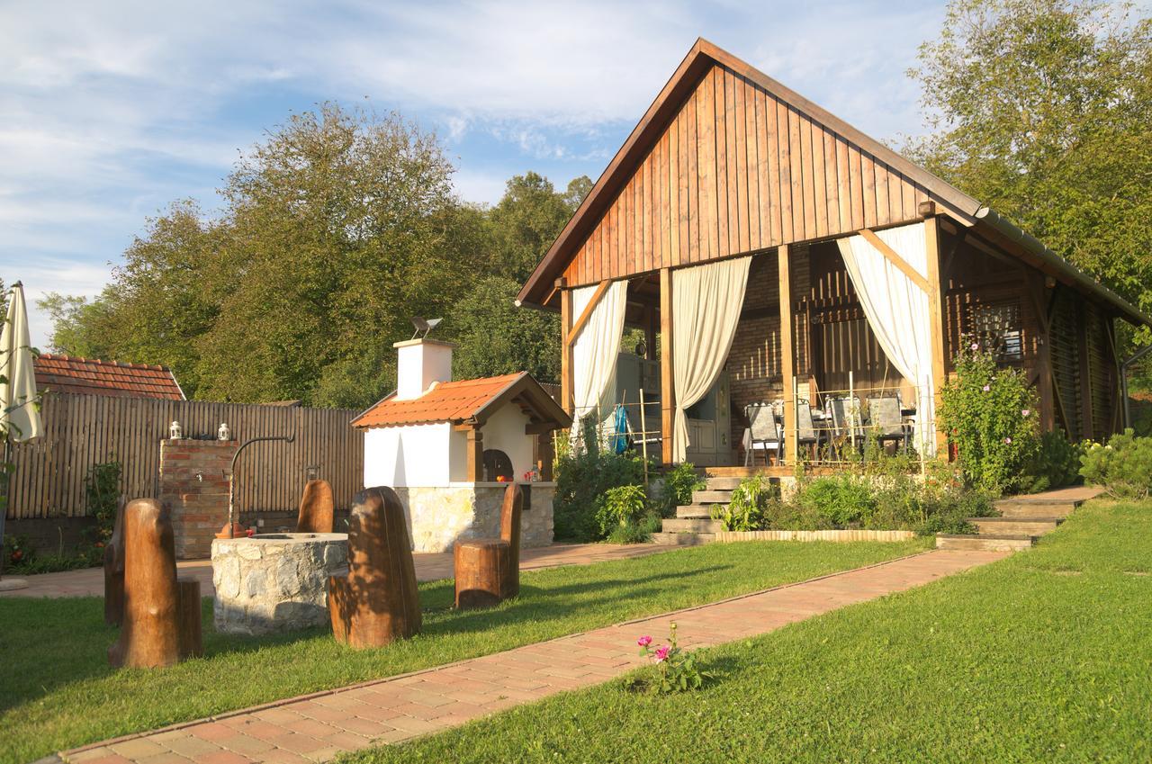 Fruktárium vendégház Trizs Exterior foto